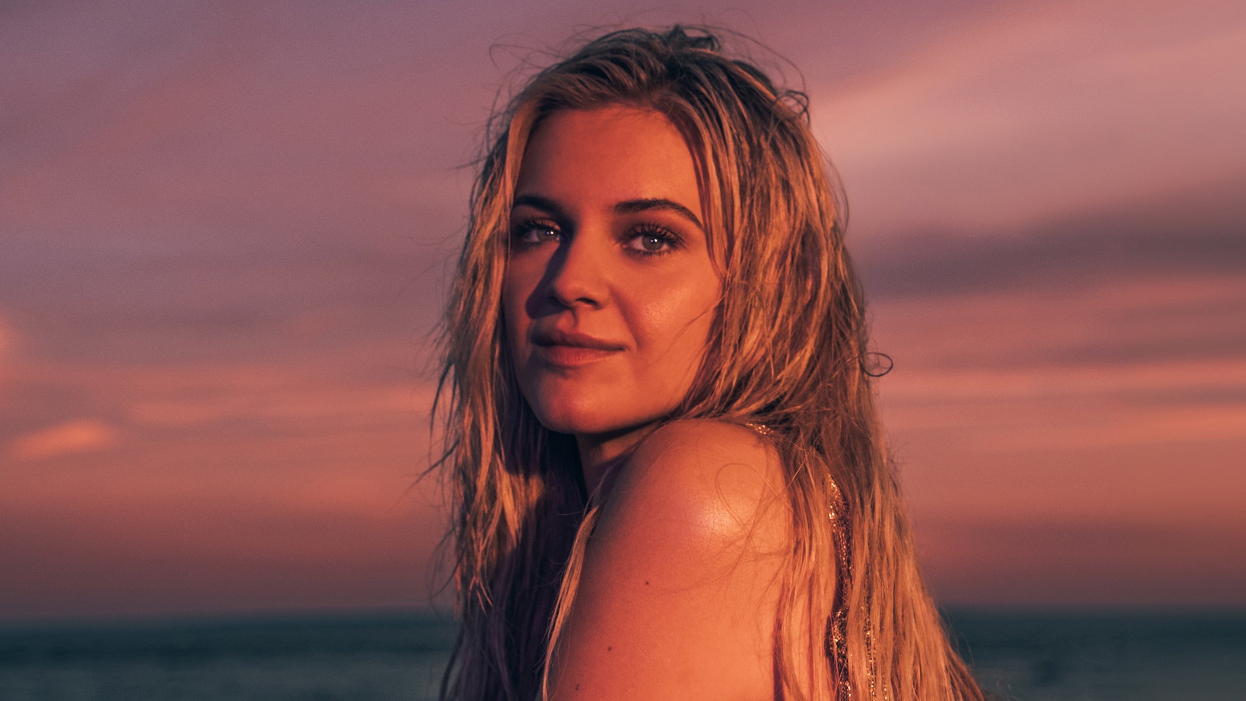 Kelsea Ballerini – Live On Tour